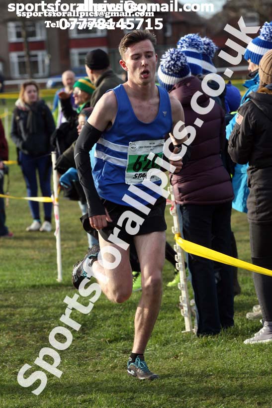 Mens under-20s North Eastern Cross Country, Redcar. Photo:  David T. Hewitson/Sports for All Pics